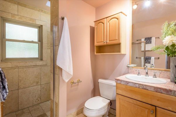 Bathroom, Interior, Tile Countertops