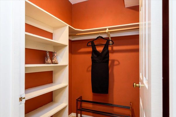 Interior, Walk-in Closets