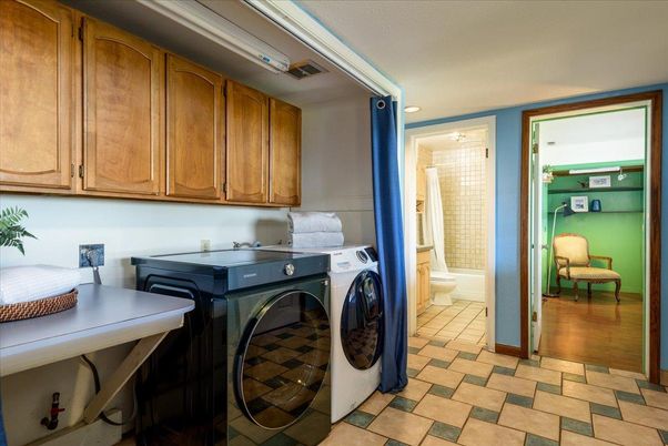 Interior, Washer