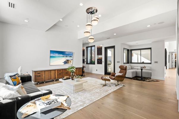Interior, Living room, Pendant Lights, Recessed Lighting, Wood Texture Flooring
