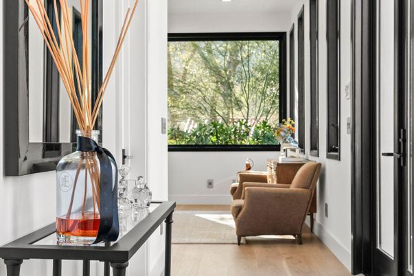 Interior, Recessed Lighting, Wood Texture Flooring