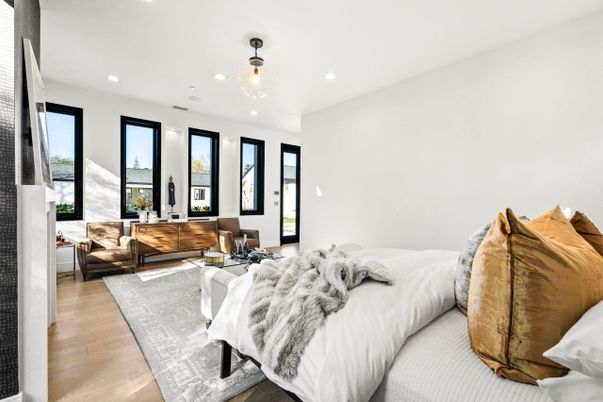 Bedroom, Interior, Living room, Recessed Lighting, Wood Texture Flooring