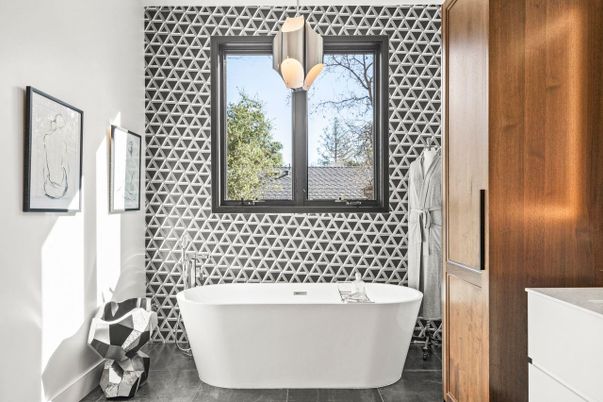 Bathroom, Free Standing Baths, Interior
