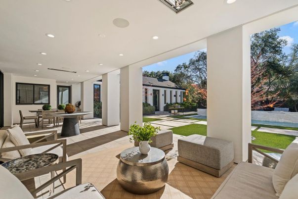 Dining room, Exterior, Interior, Recessed Lighting