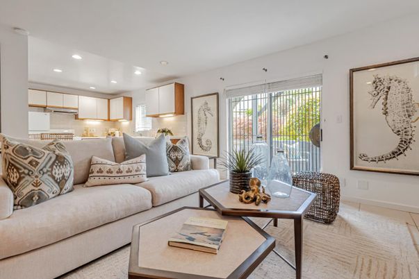 Interior, Kitchen, Living room, Recessed Lighting