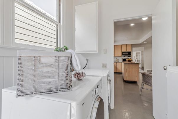 Interior, Recessed Lighting, Washer