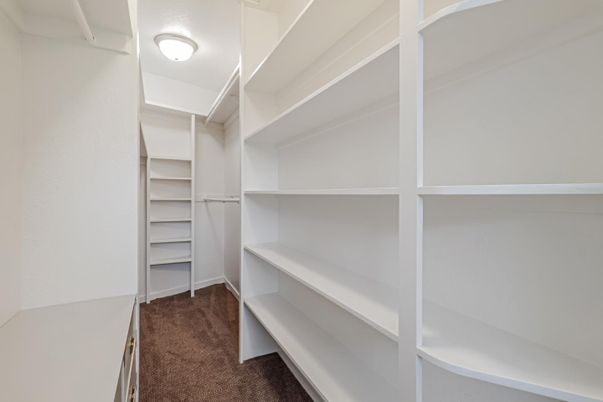 Interior, Walk-in Closets