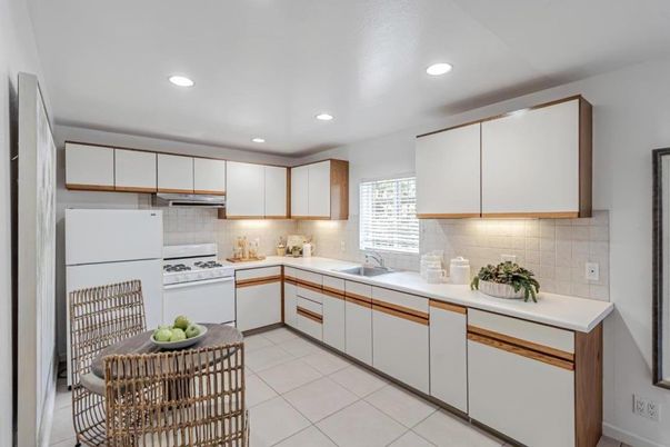 Interior, Kitchen, Recessed Lighting