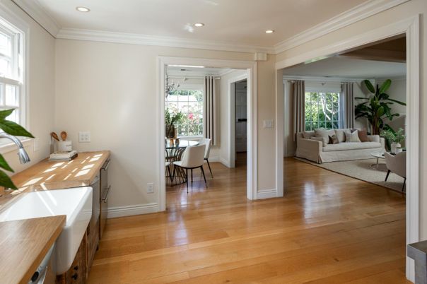 Dining room, Interior, Living room, Recessed Lighting, Wood Texture Flooring