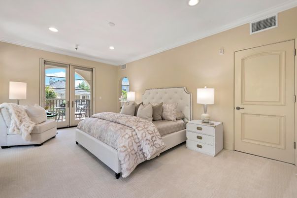 Bedroom, Interior, Recessed Lighting