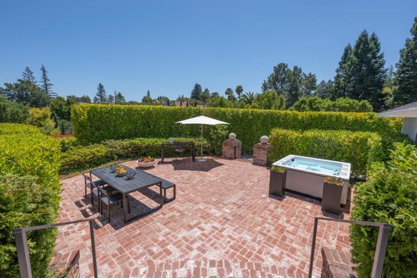 Exterior, Hot Tub