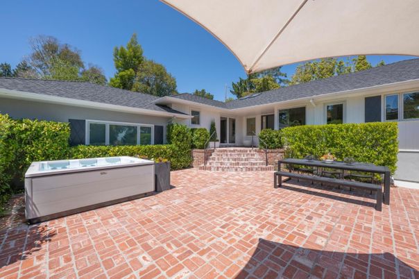 Backyard, Exterior, Hot Tub