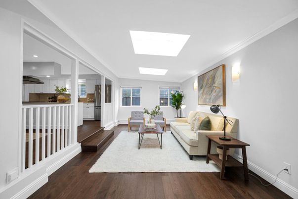 Interior, Kitchen, Living room, Recessed Lighting, Wood Texture Flooring