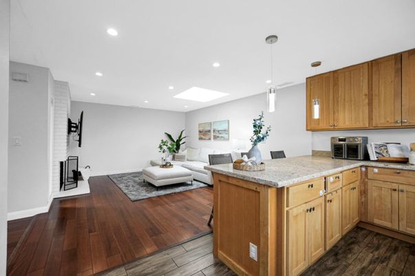 Interior, Kitchen, Living room, Pendant Lights, Recessed Lighting, Wood Texture Flooring