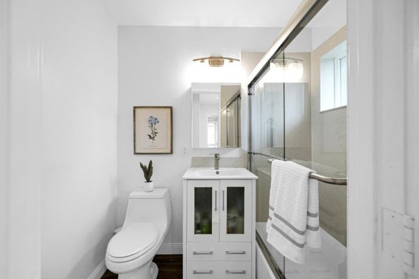 Bathroom, Glass Shower, Interior