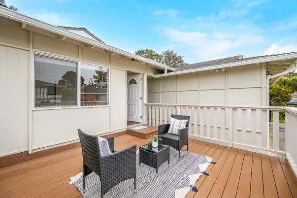 Exterior, Wood Texture Flooring