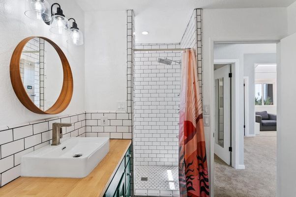 Bathroom, Interior, Recessed Lighting