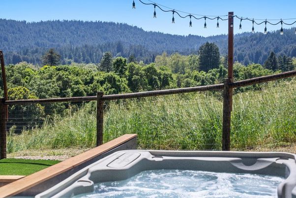Exterior, Hot Tub