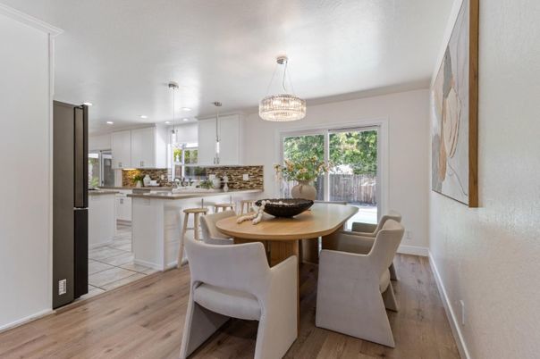 Dining room, Interior, Kitchen, Pendant Lights, Recessed Lighting, Wood Texture Flooring
