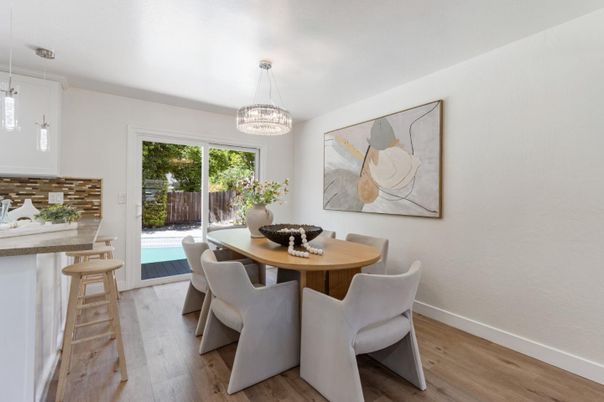Chandelier, Dining room, Interior, Pendant Lights, Wood Texture Flooring