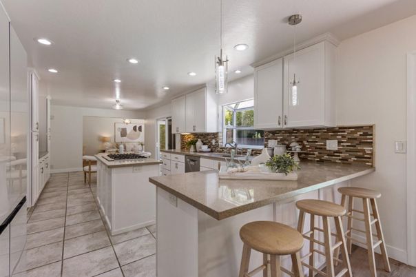 Interior, Kitchen, Pendant Lights, Recessed Lighting