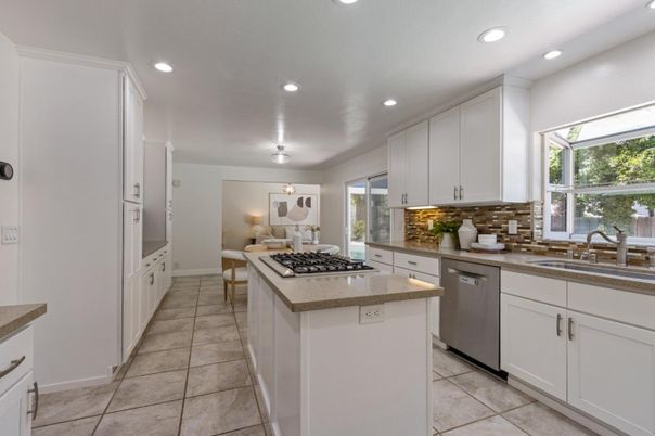 Interior, Kitchen, Recessed Lighting