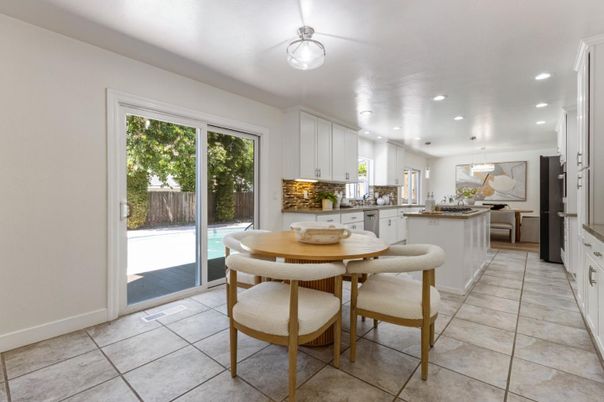 Dining room, Interior, Kitchen, Pendant Lights, Recessed Lighting