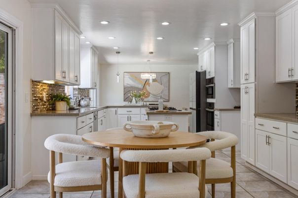 Dining room, Interior, Kitchen, Pendant Lights, Recessed Lighting
