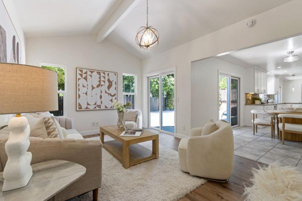 Dining room, Interior, Kitchen, Living room, Pendant Lights, Wood Texture Flooring