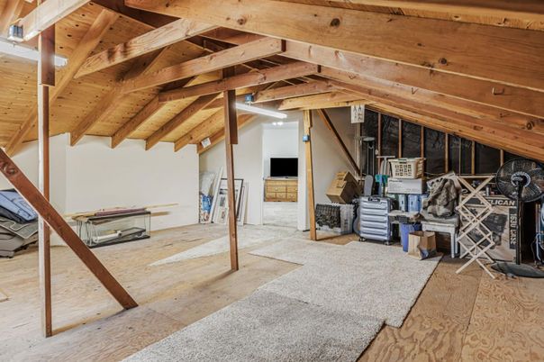 Empty room, Interior, Wooden Beams, Wooden Ceilings, Wood Texture Flooring