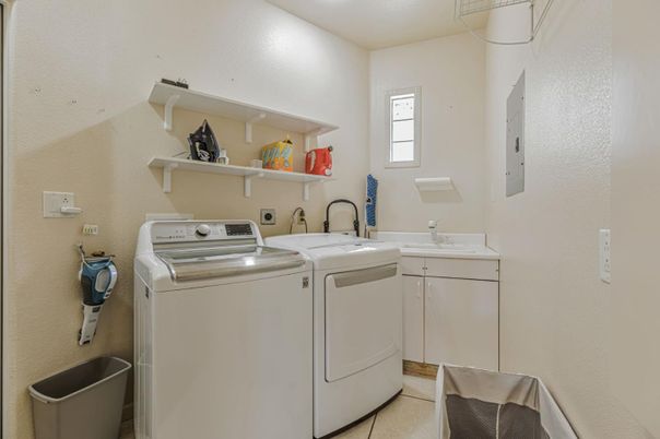 Interior, Washer