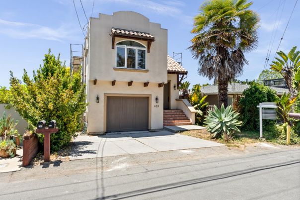 Attached, Exterior, Facade, Spanish Mediterranean