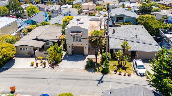Exterior, Drone