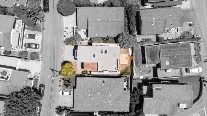 Exterior, Drone