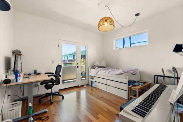 Bedroom, Home Office, Interior, Pendant Lights, Piano, Wood Texture Flooring