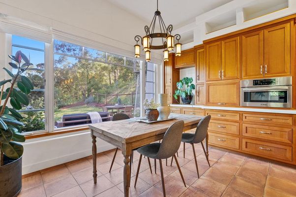 Dining room, Interior, Kitchen, Pendant Lights, Stainless Steel Appliances