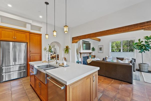 Interior, Kitchen, Living room, Pendant Lights, Recessed Lighting, Stainless Steel Appliances, Wooden Beams