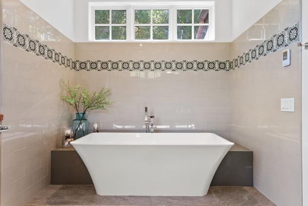 Bathroom, Free Standing Baths, Interior