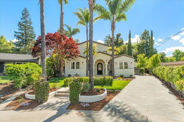 Backyard, Exterior, Facade, Spanish Mediterranean