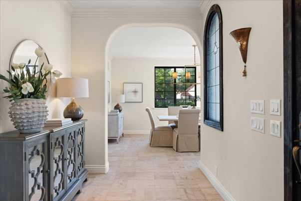 Dining room, Interior, Pendant Lights