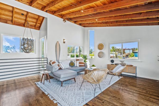 Interior, Living room, Pendant Lights, Wooden Beams, Wooden Ceilings, Wood Texture Flooring