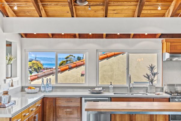 Interior, Kitchen, Stainless Steel Appliances, Wooden Beams, Wooden Ceilings