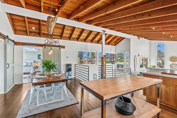 Dining room, Interior, Pendant Lights, Recessed Lighting, Wooden Beams, Wooden Ceilings, Wood Texture Flooring
