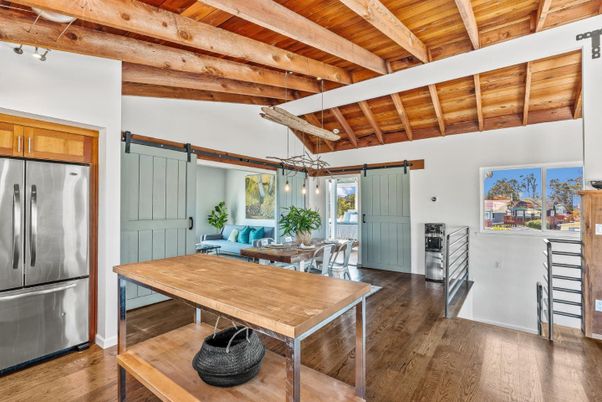 Dining room, Interior, Kitchen, Pendant Lights, Stainless Steel Appliances, Wooden Beams, Wooden Ceilings, Wood Texture Flooring