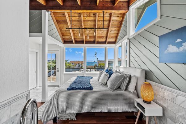 Bedroom, Interior, Water, Wooden Beams, Wooden Ceilings, Wood Texture Flooring