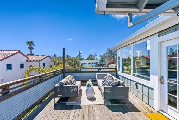 Exterior, Wood Texture Flooring