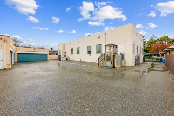 Backyard, Detached Garage, Exterior