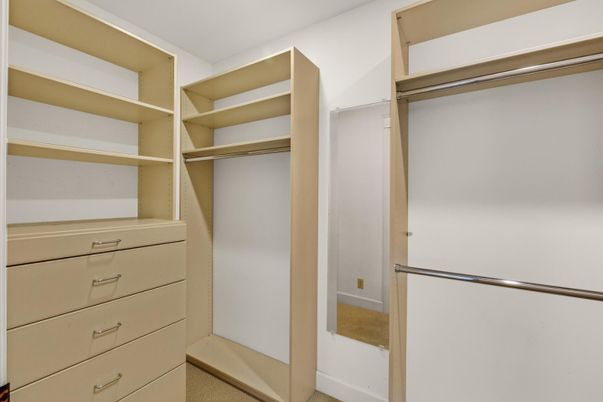 Interior, Walk-in Closets