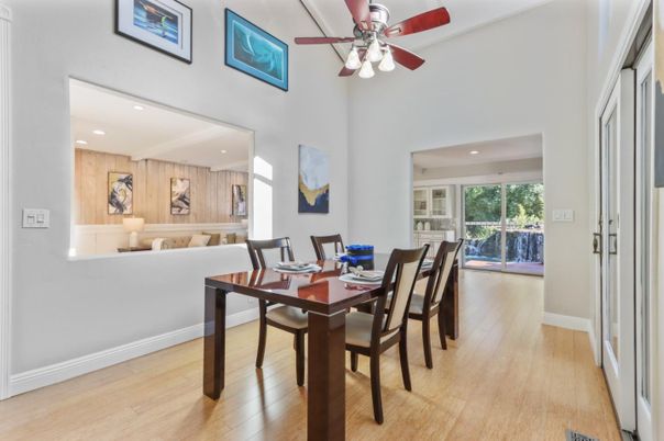 Dining room, Interior, Kitchen, Recessed Lighting, Wood Texture Flooring