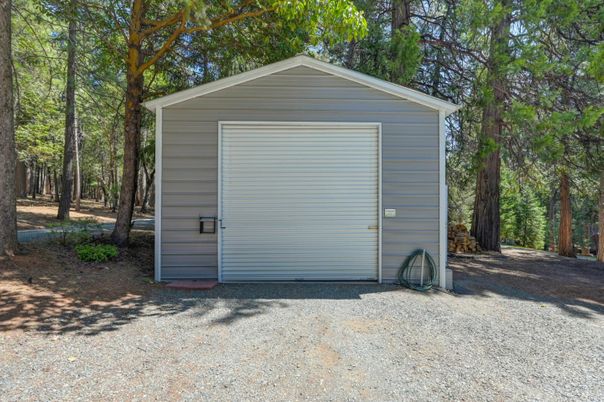 Detached Garage, Exterior
